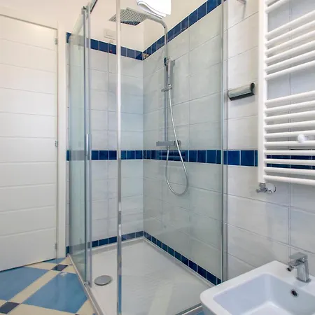 아파트 Blue Penthouse *